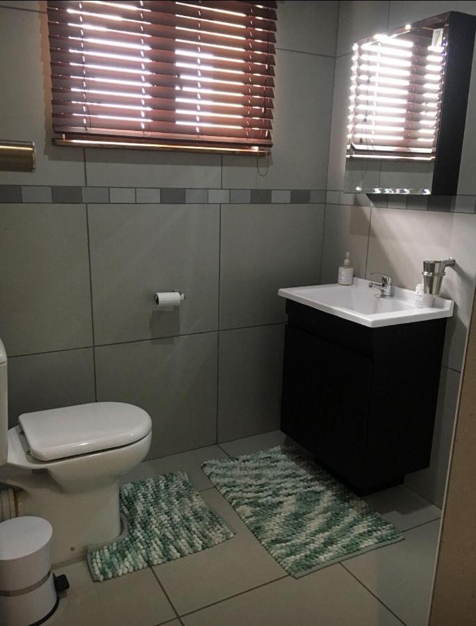 Number Six Apartment Дърбан Екстериор снимка